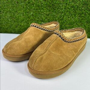 UGG Tasman Slippers Chestnut Suede Sheepskin Lining Men's Tan Suede Slippers